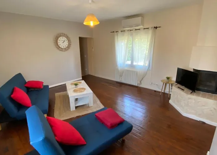 Maison De Village Avec Terrasse